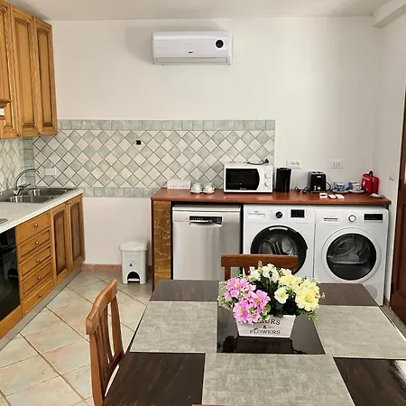 Holiday home Grecale